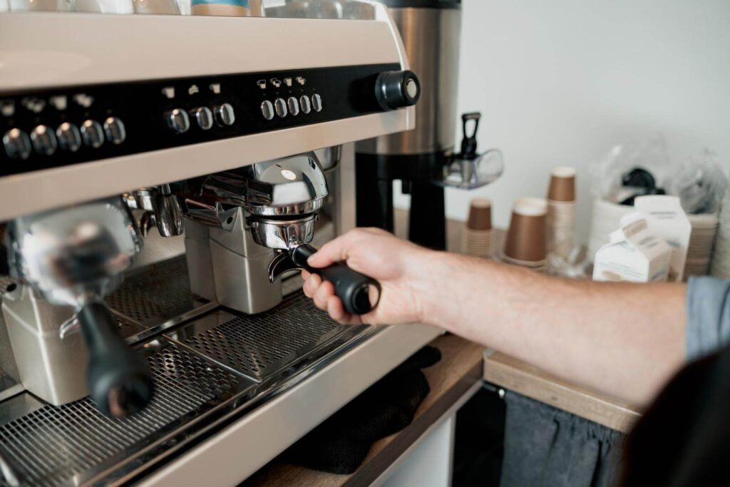 Can I Use Regular Coffee Grounds in an Espresso Machine 