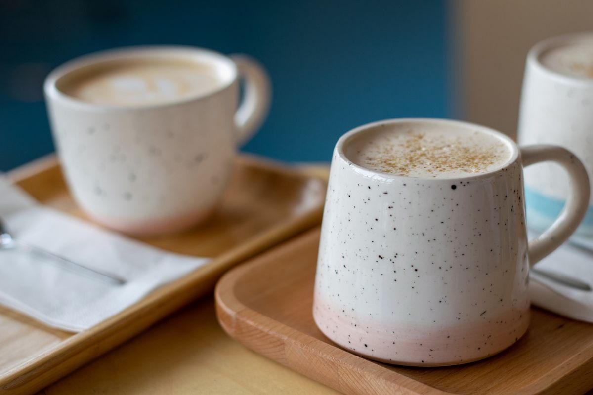 Ceramic Vs. Stoneware Coffee Mugs Which Is Right ?Full Coffee Roast