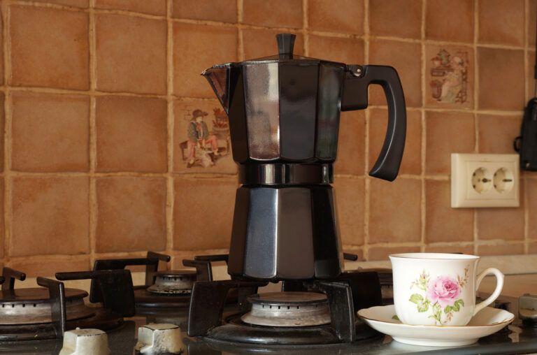 Coffee Percolator Vs. Moka Pot What's The Difference? Coffee Percolator Vs. Moka Pot What's The Difference?