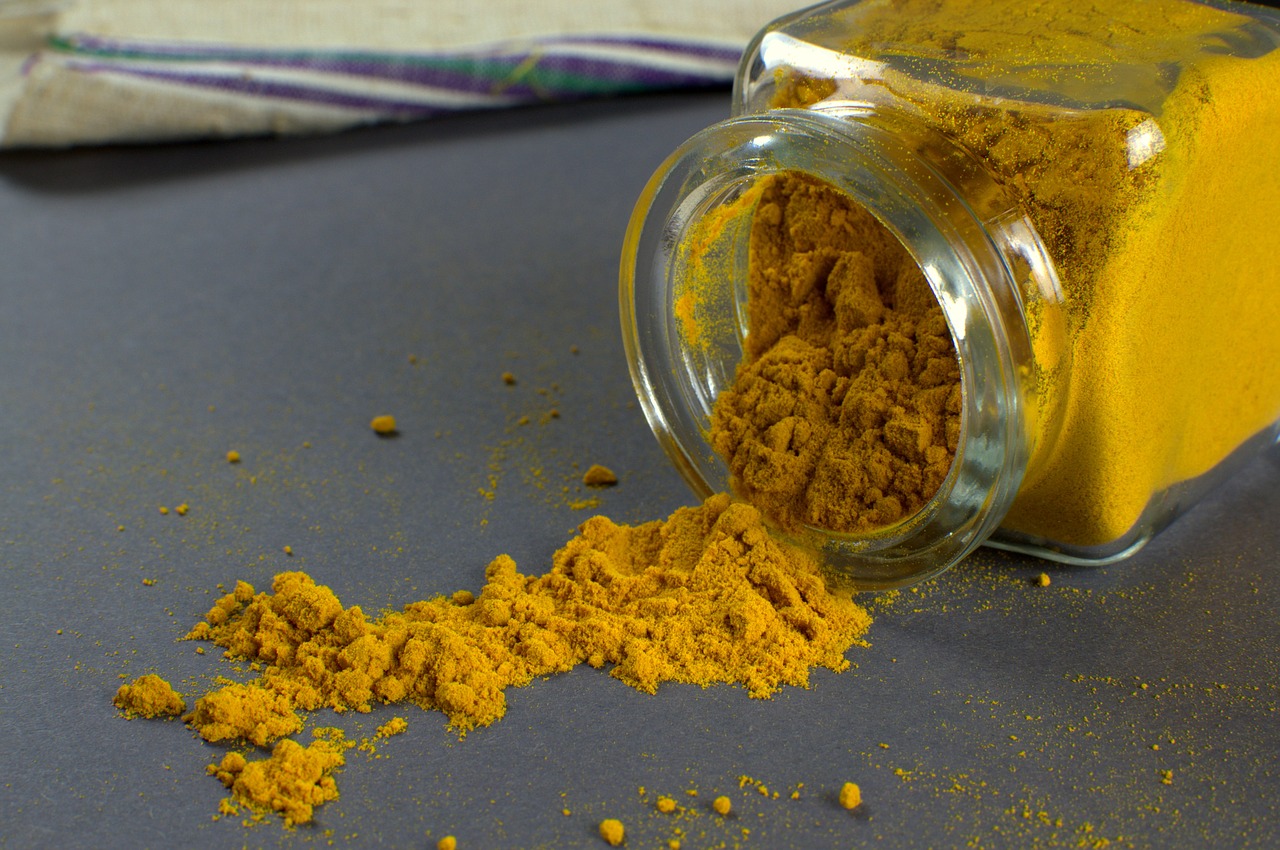 Can You Put Turmeric In Coffee? 5 Health Benefits