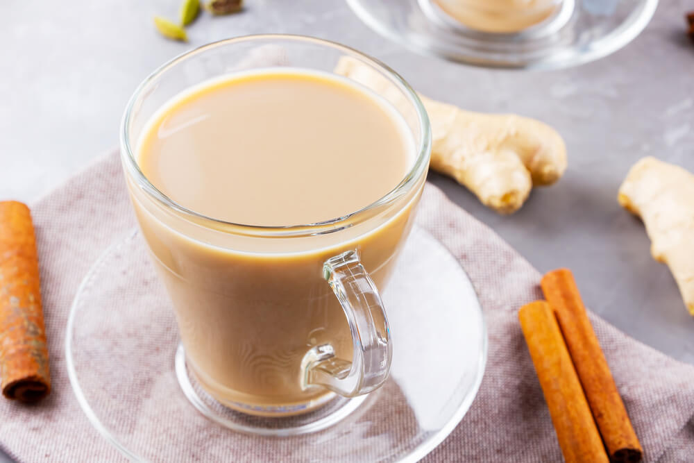 chai tea in a big mug - is chai tea hydrating