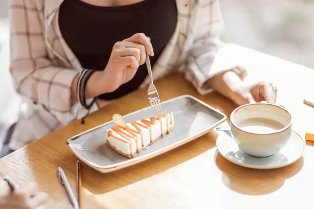 What Is A Dessert Café