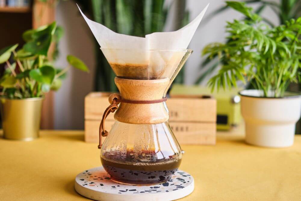Chemex filter coffee brewing method