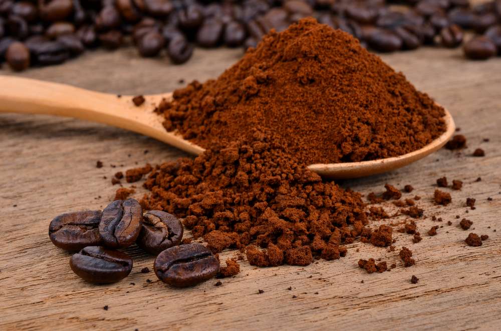 How is coffee powder made