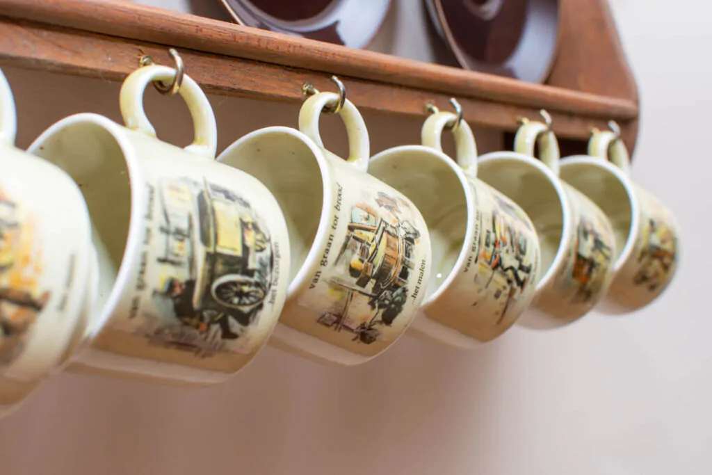 Ideas For Hanging Coffee Mugs