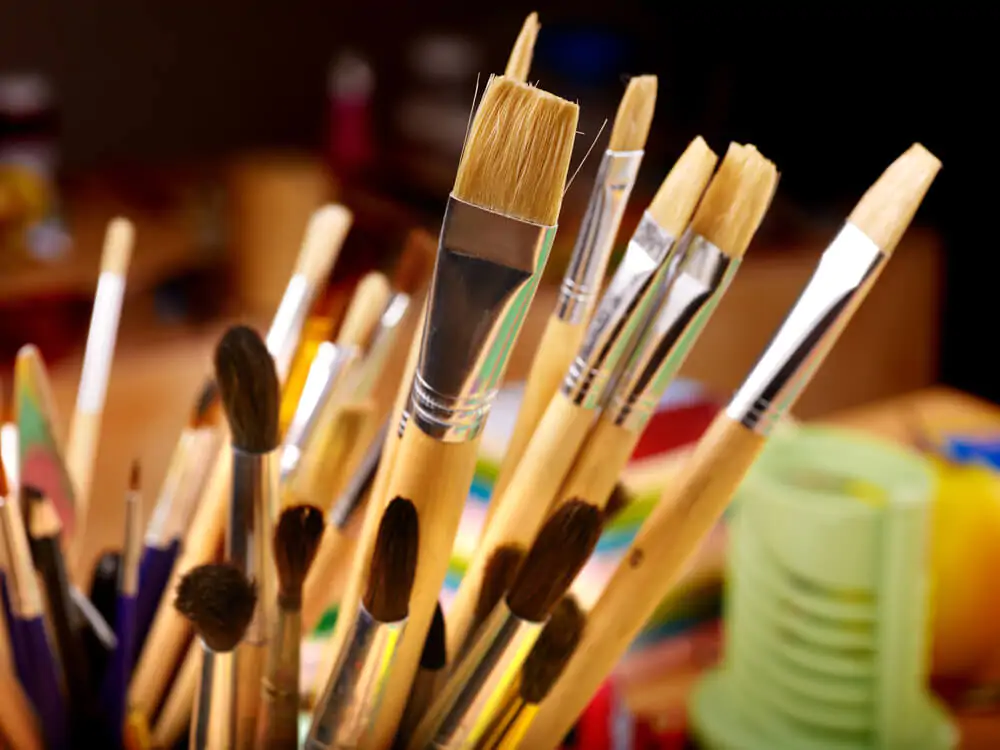 different kinds of art materials