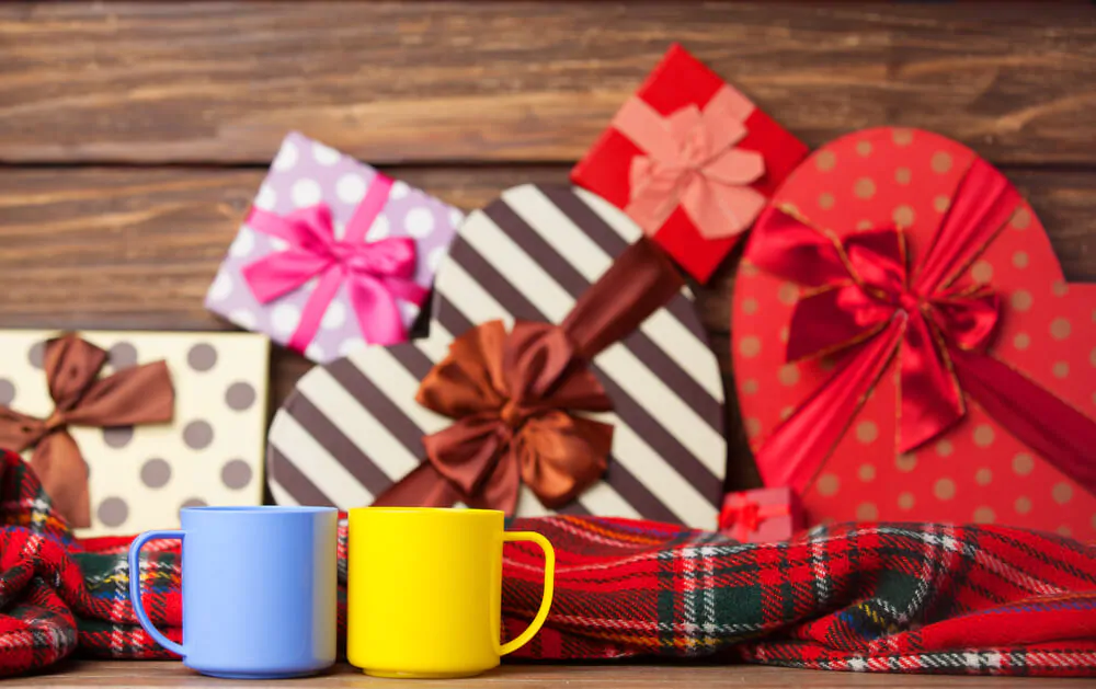 Things To Put In Coffee Mugs For Gifts