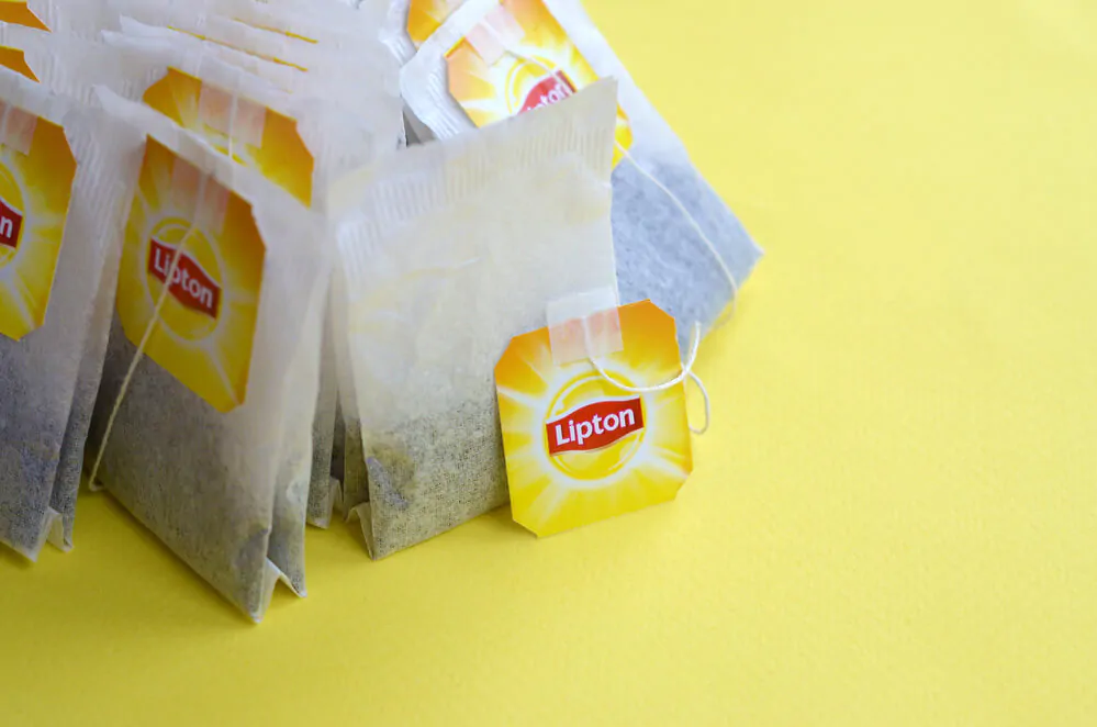 Lipton tea bags in display