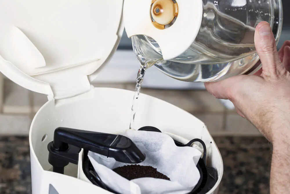 Effects of using distilled water on a coffeemaker