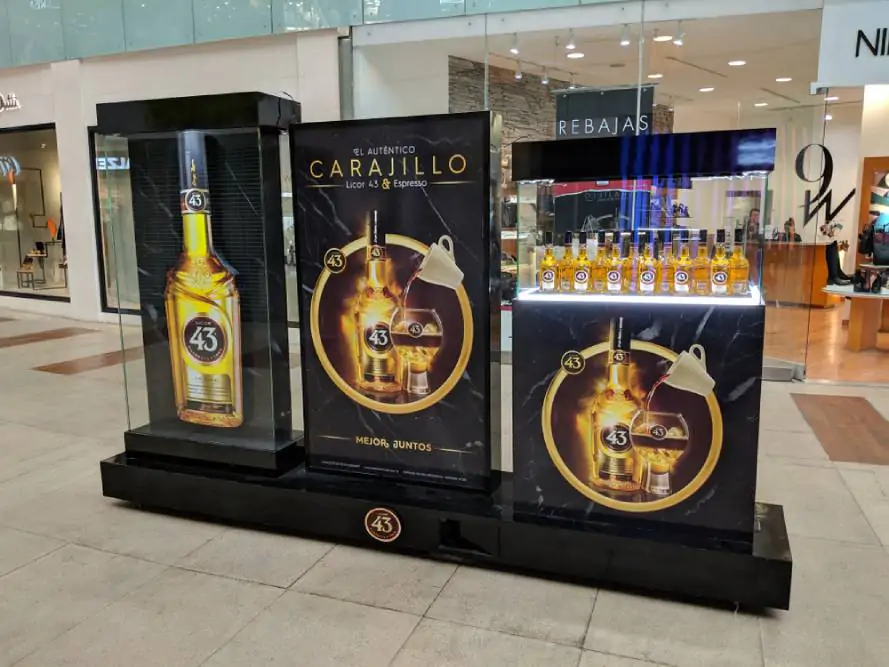 Licor 43 advertisement for Carajillo drink in a mall